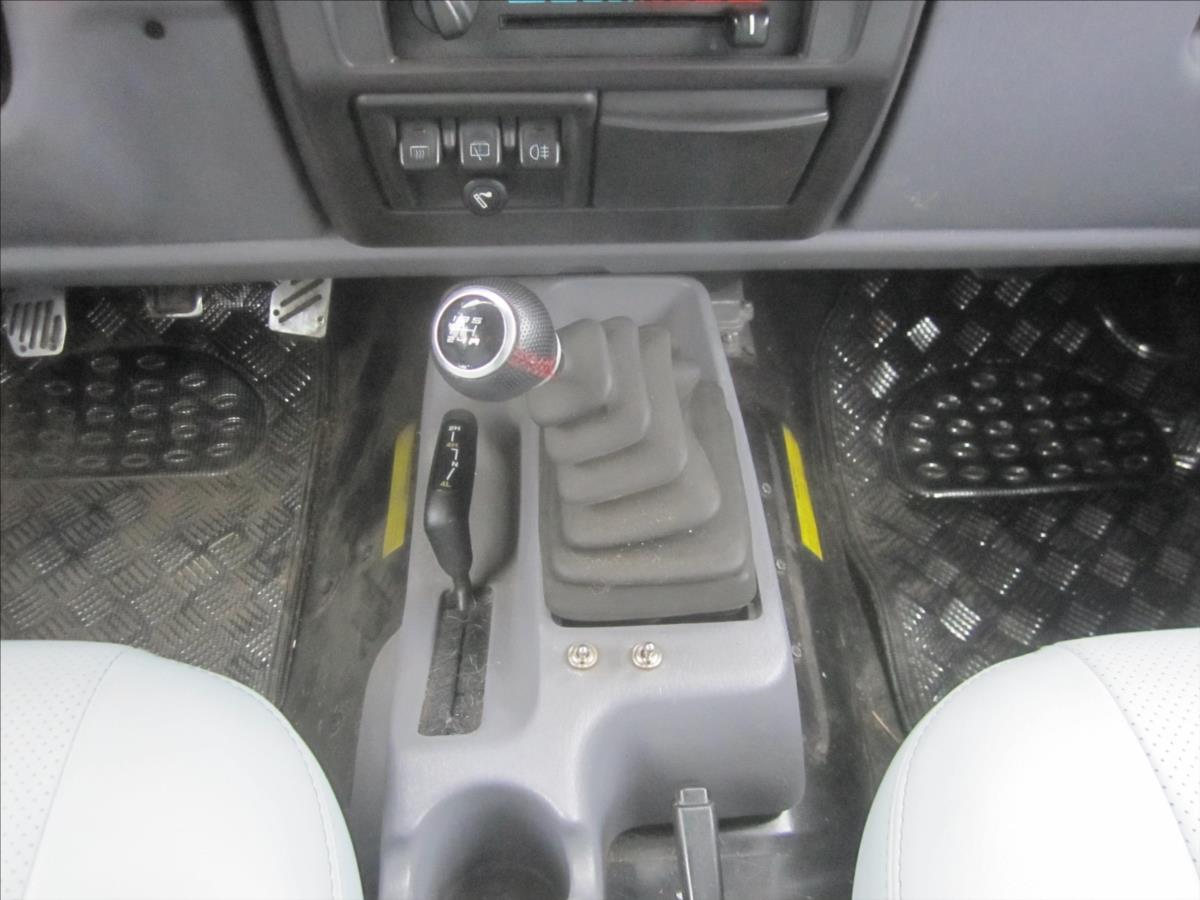 jeep-wrangler-2-5i-4x4-hardtop - 9