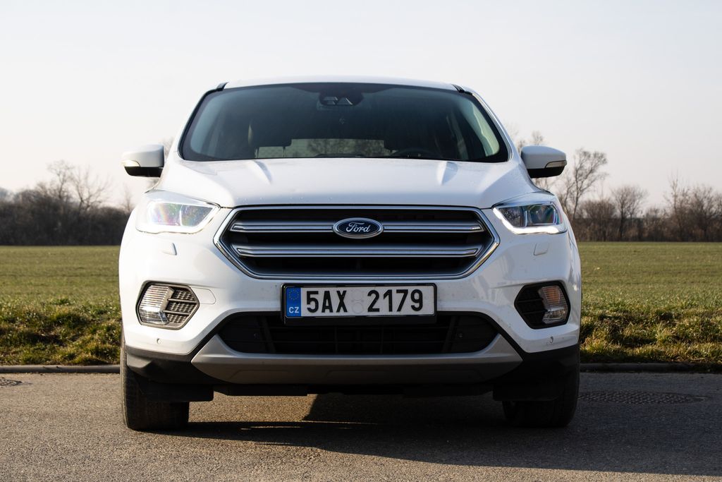 ford-kuga - 1