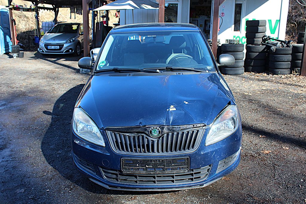 skoda-fabia-1-2i-51-kw-klima - 1
