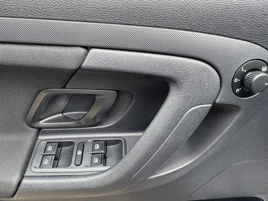 skoda-fabia-combi-1-6-tdi-ambition - 6