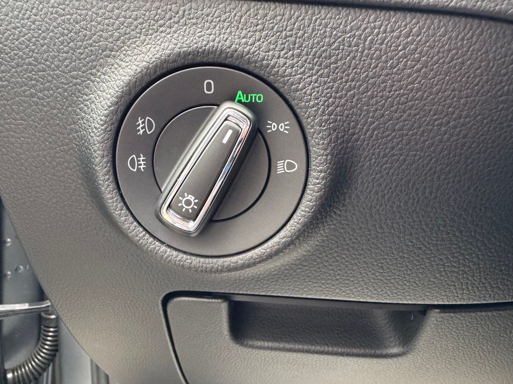 skoda-superb-combi-2-0-tdi-dsg-style - 7