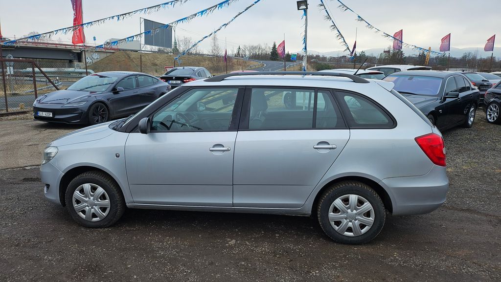 skoda-fabia-1-2i-12v-kombi-action - 3