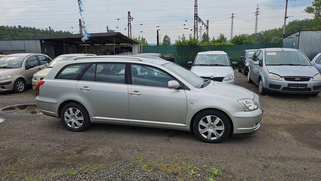 toyota-avensis-2-2-d4d - 2