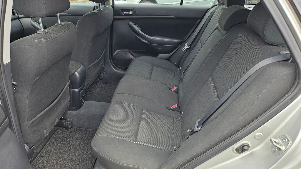 toyota-avensis-2-2-d4d - 7
