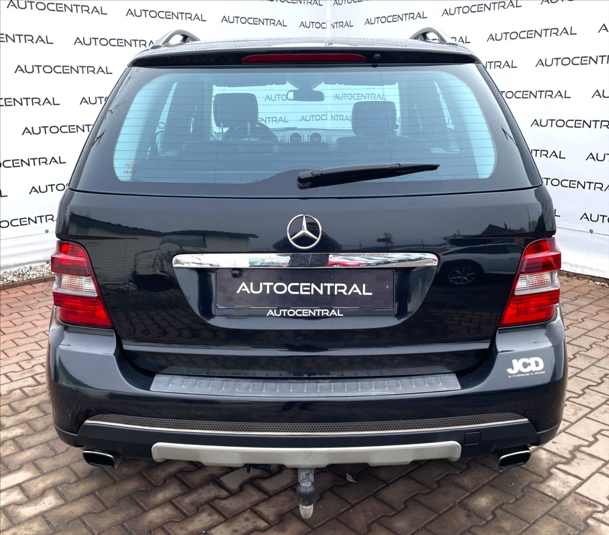 mercedes-benz-tridy-m-ml-350i-4matic-200kw - 4