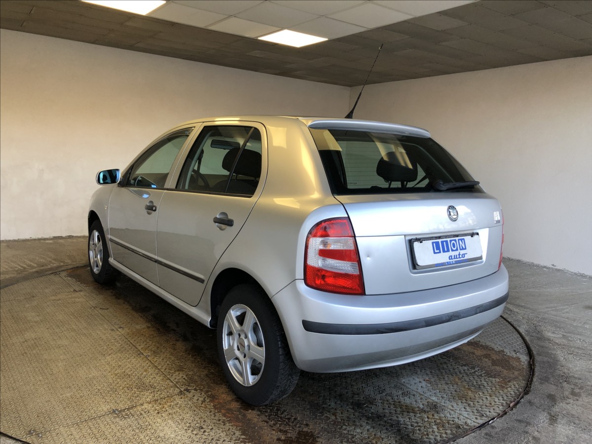 skoda-fabia-1-4-16v - 4