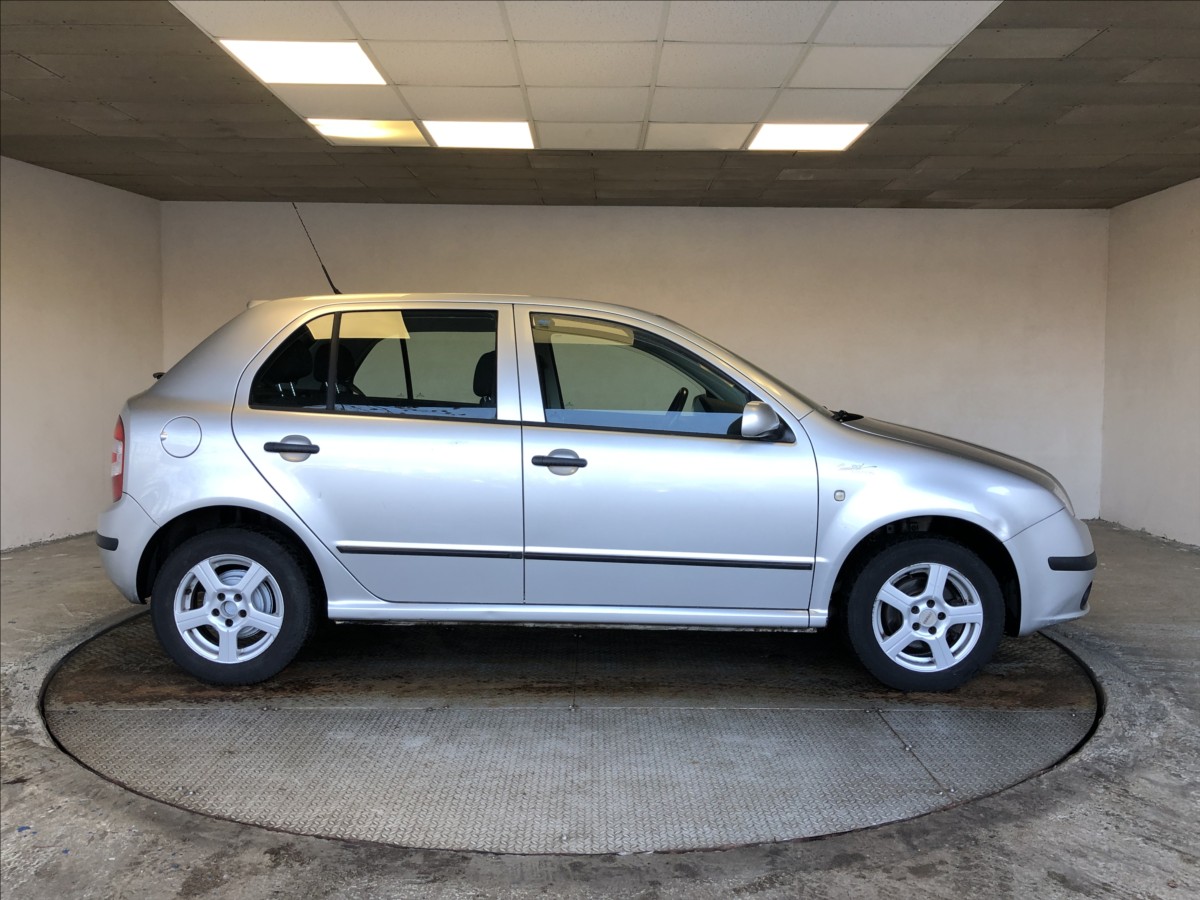 skoda-fabia-1-4-16v - 7