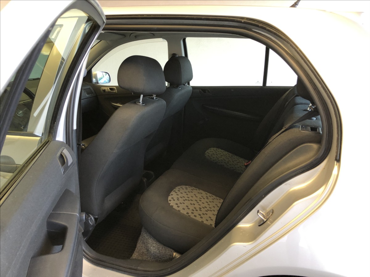 skoda-fabia-1-4-16v - 9