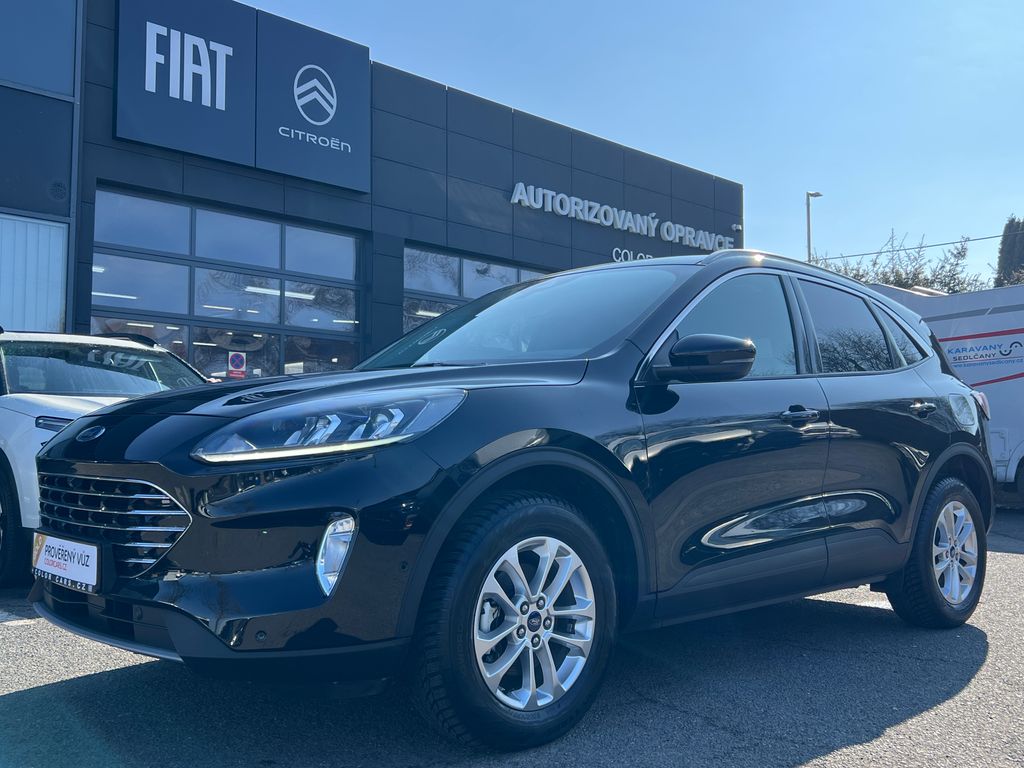 Ford Kuga 2.5 PHEV 152k TITANIUM ZÁRUKA