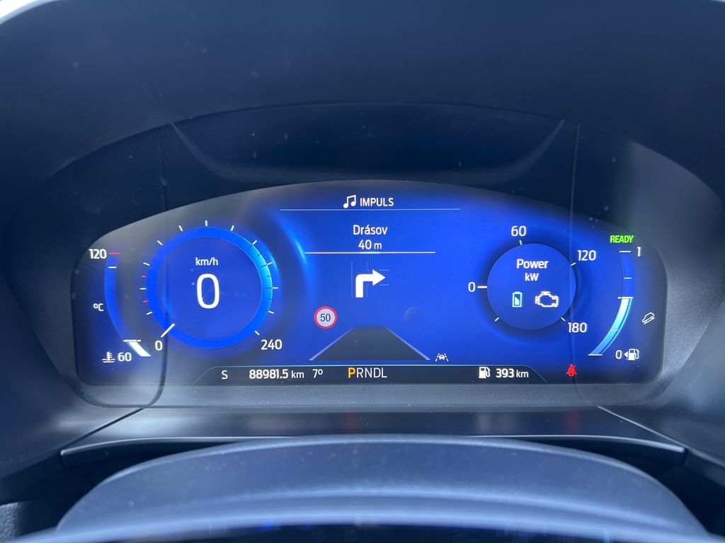 ford-kuga-2-5-phev-152k-titanium-zaruka - 9