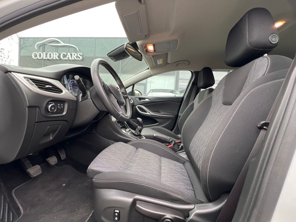 opel-astra-1-2-130k-servis-zaruka-tazne - 7