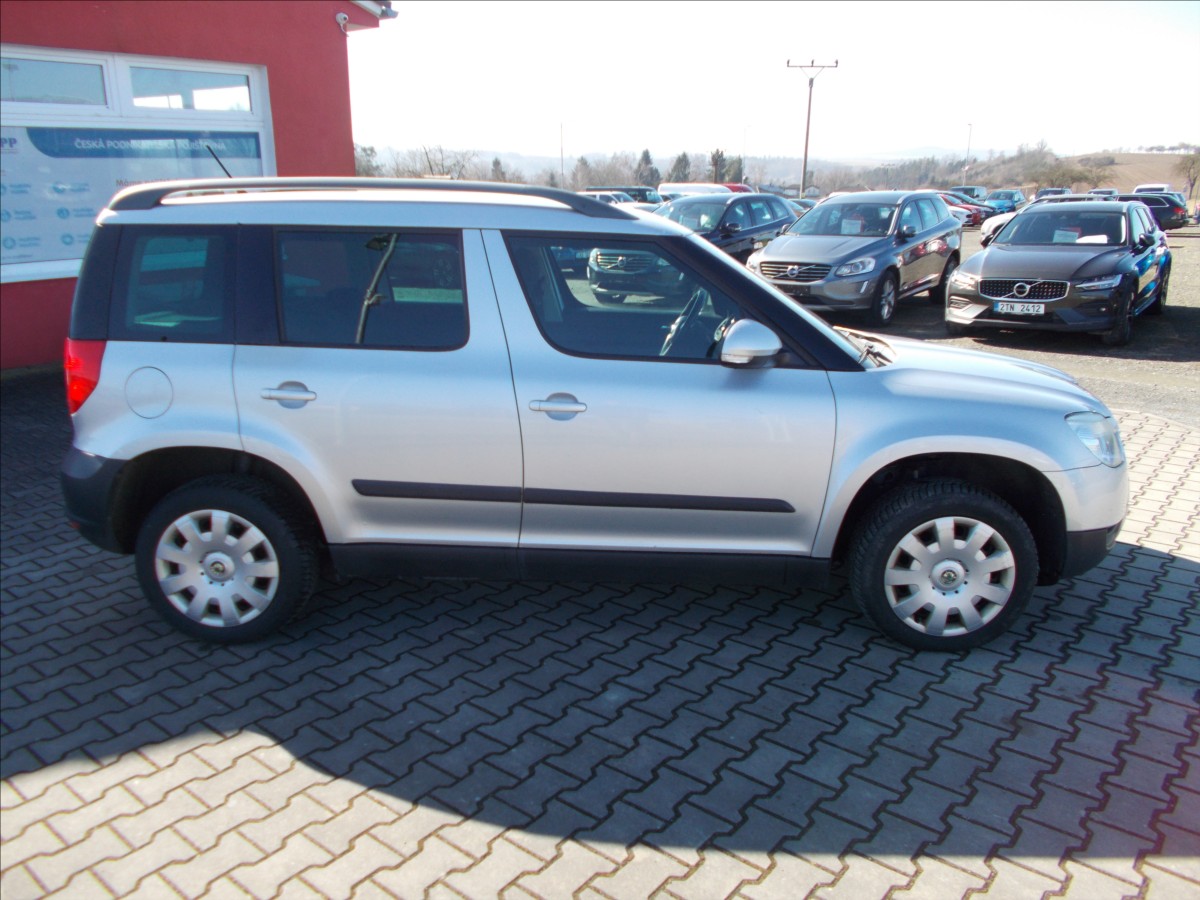 skoda-yeti-2-0-tdi-4x4-cr-amb-digiklima - 7