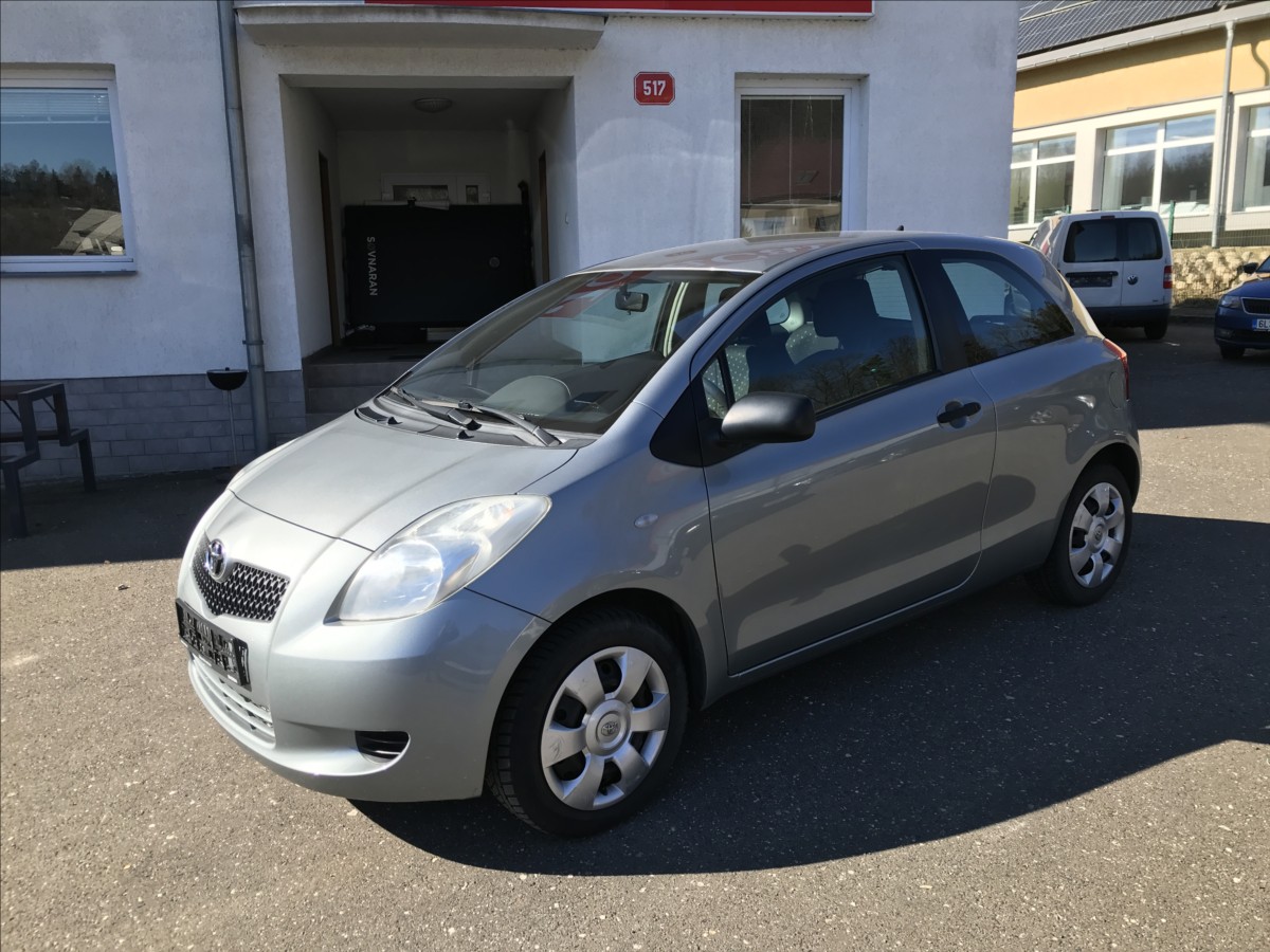 toyota-yaris-1-0-i-51kw-3dv-ac - 4