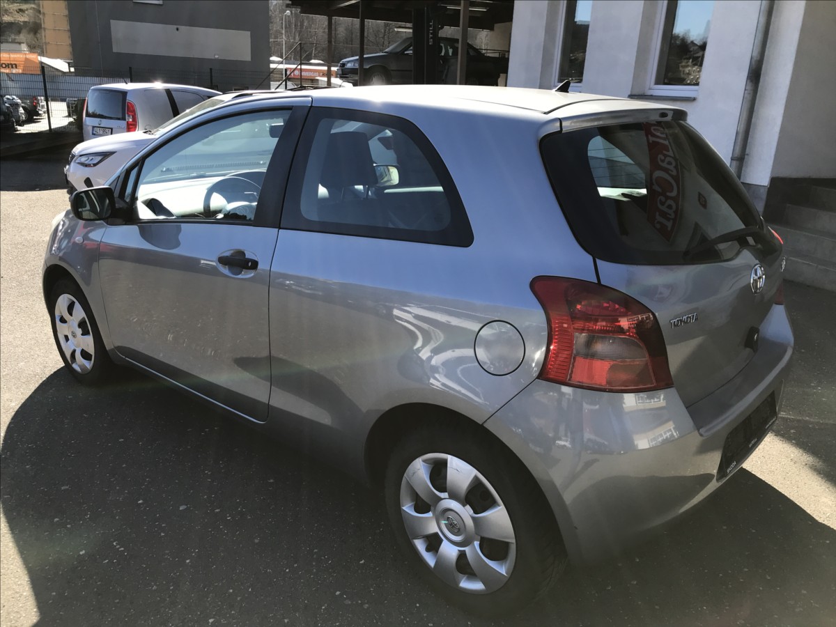 toyota-yaris-1-0-i-51kw-3dv-ac - 7