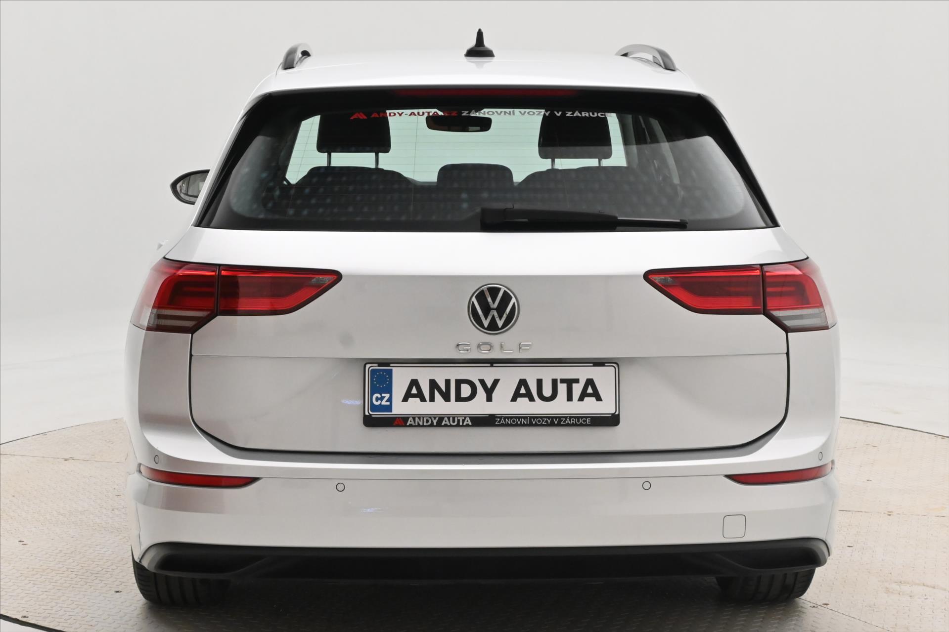 volkswagen-golf-2-0-tdi-110-kw-dsg-business-zaruka-az-5-let - 5