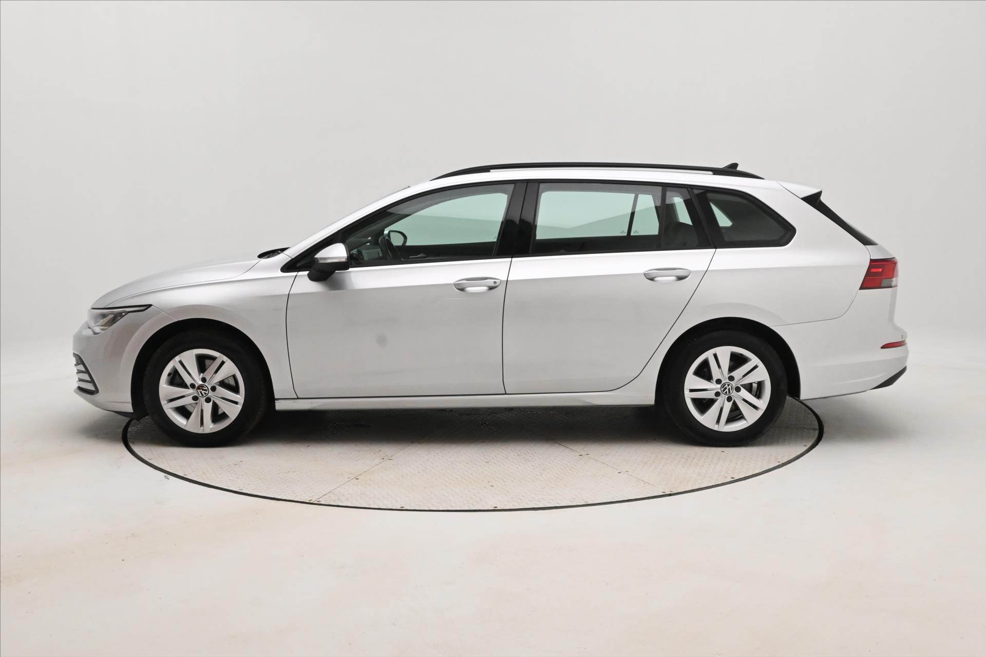 volkswagen-golf-2-0-tdi-110-kw-dsg-business-zaruka-az-5-let - 7