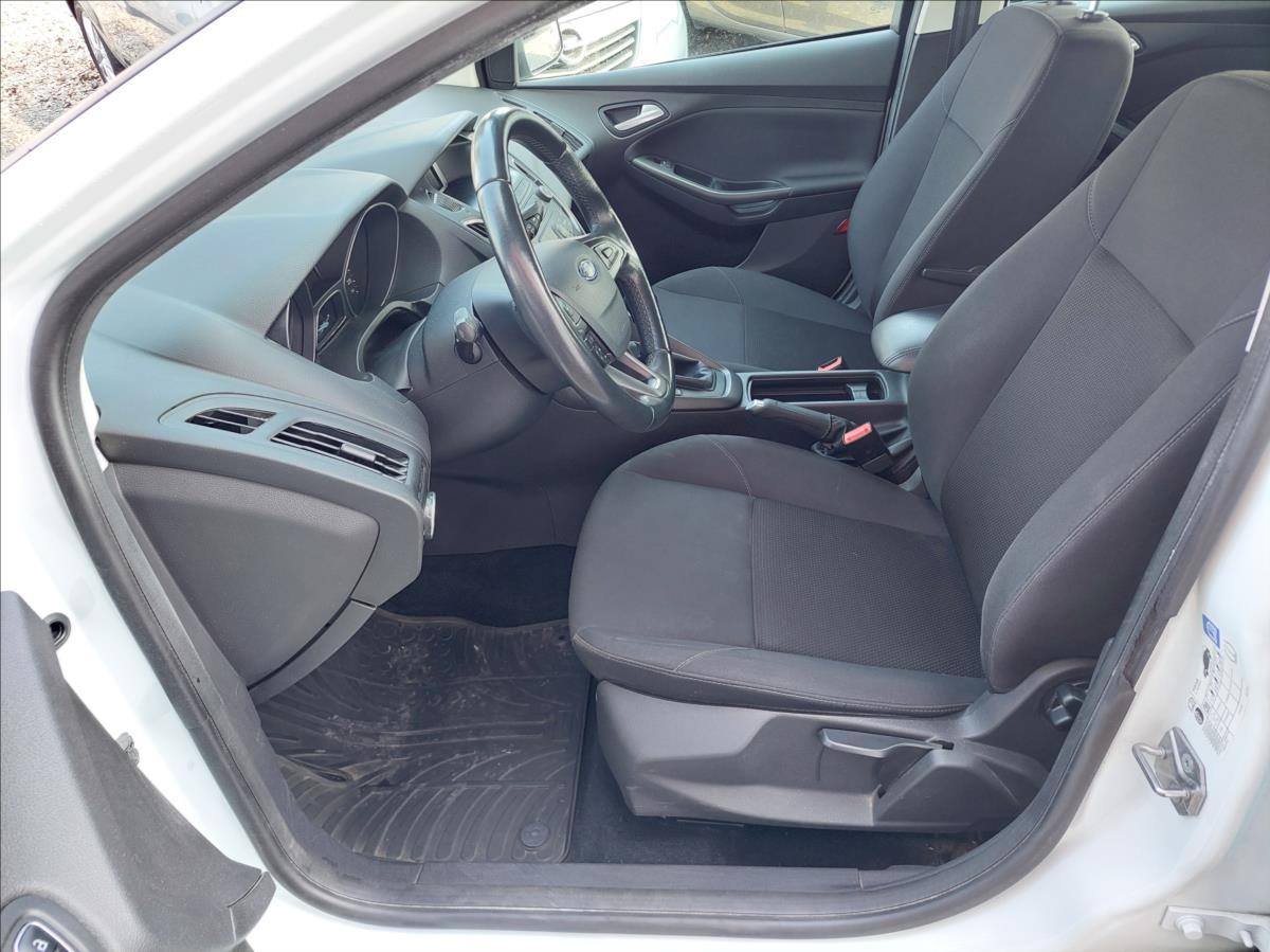 ford-focus-1-5-tdci - 8