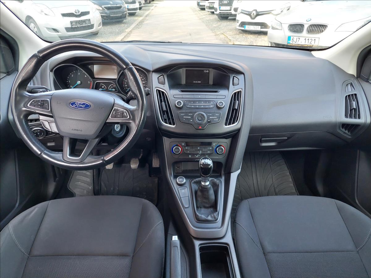ford-focus-1-5-tdci - 9
