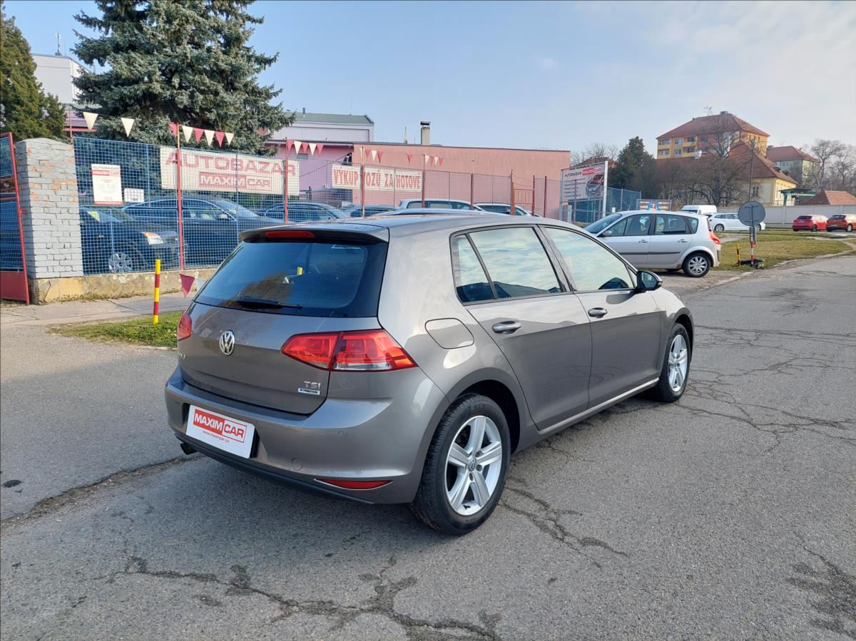 volkswagen-golf-1-2-tsi-bluemotion - 4