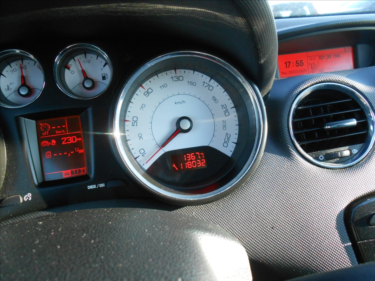 peugeot-308-1-6-16v-thp-110-kw-gt-cz - 9