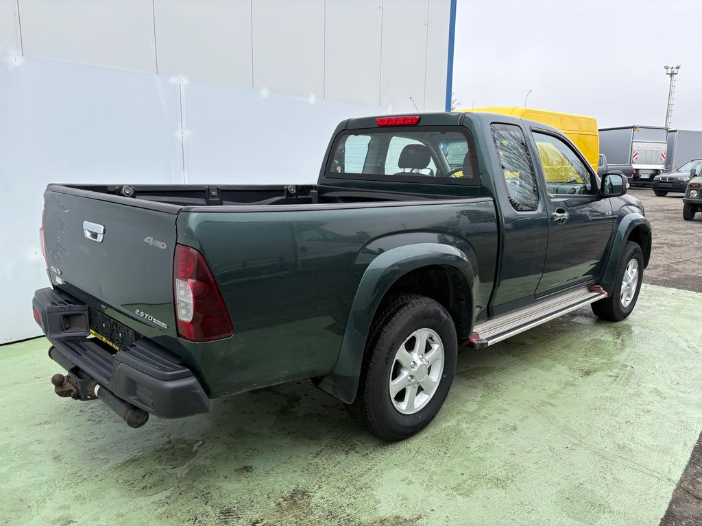 isuzu-2-5-100kw-4x4-tazne - 1