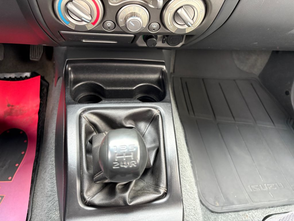 isuzu-2-5-100kw-4x4-tazne - 9