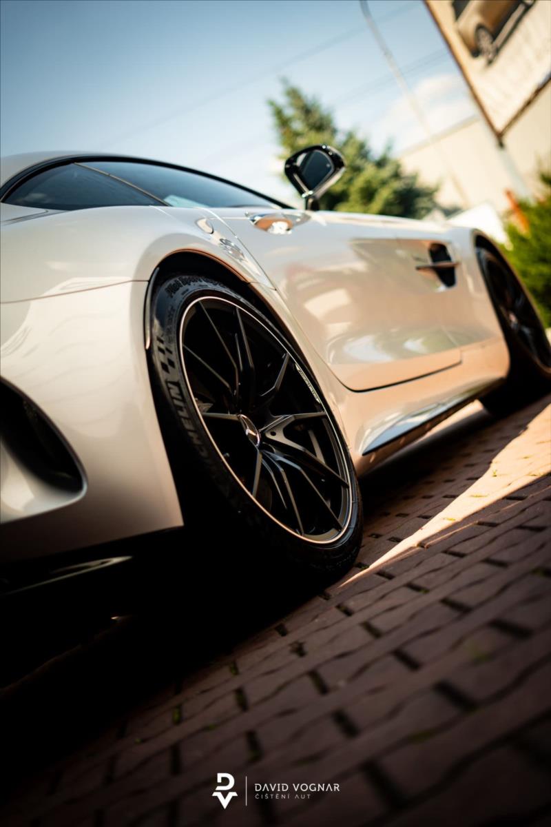 mercedes-benz-amg-gt-4-0-amg-gt-r-cz-puvod-1-majitel - 2