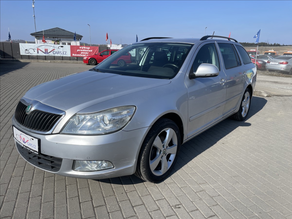 Škoda Octavia 2,0 TDi 103kw GPS CFH chyba motoru