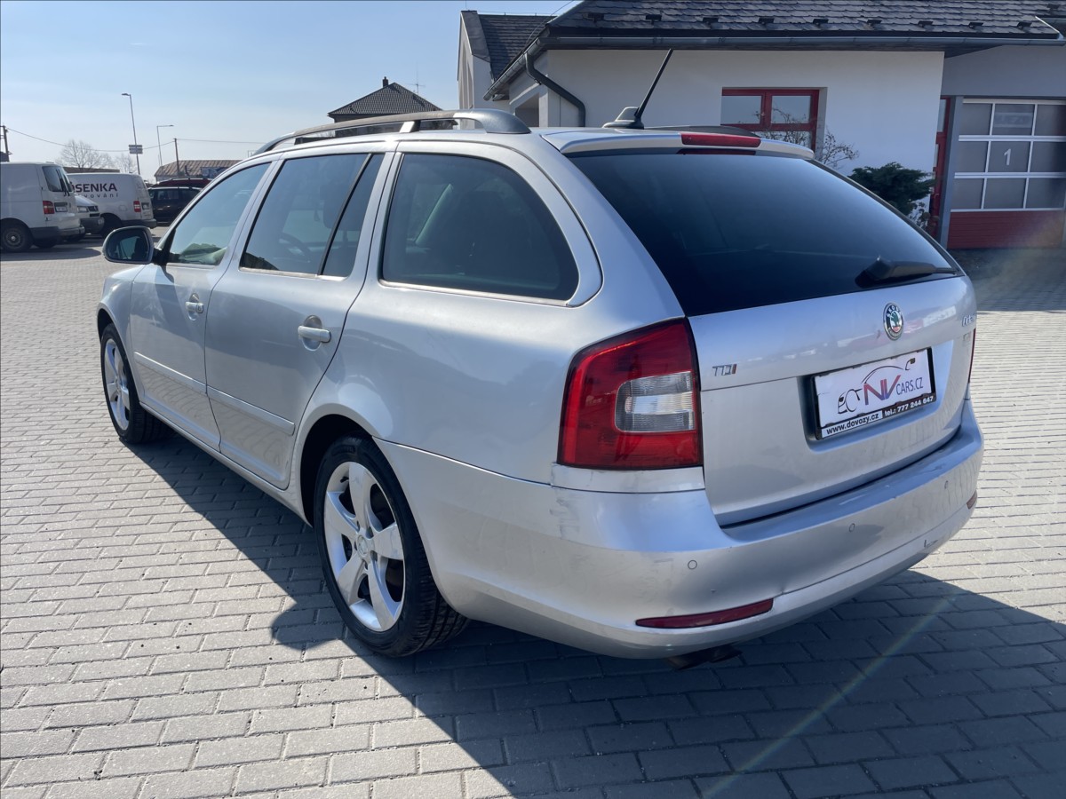 skoda-octavia-2-0-tdi-103kw-gps-cfh-chyba-motoru - 2