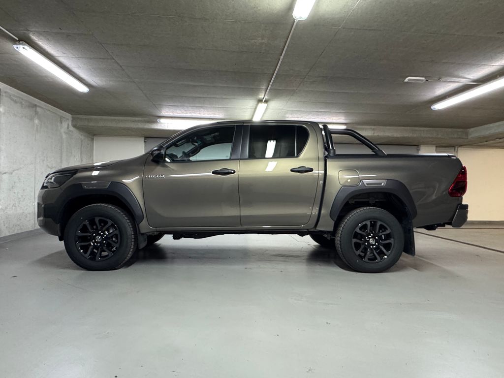 toyota-hilux-2-8d4-d-double-cab-invincible - 7