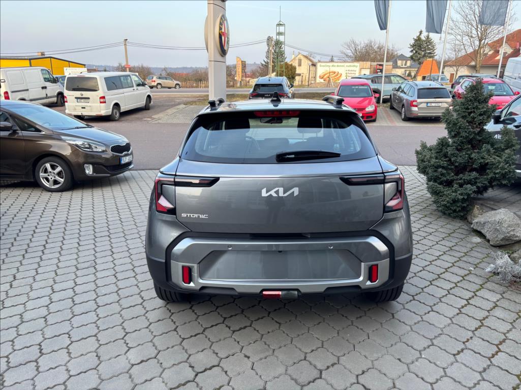 kia-stonic-se-1-0-t-gdi-gpf-spin-2026 - 5