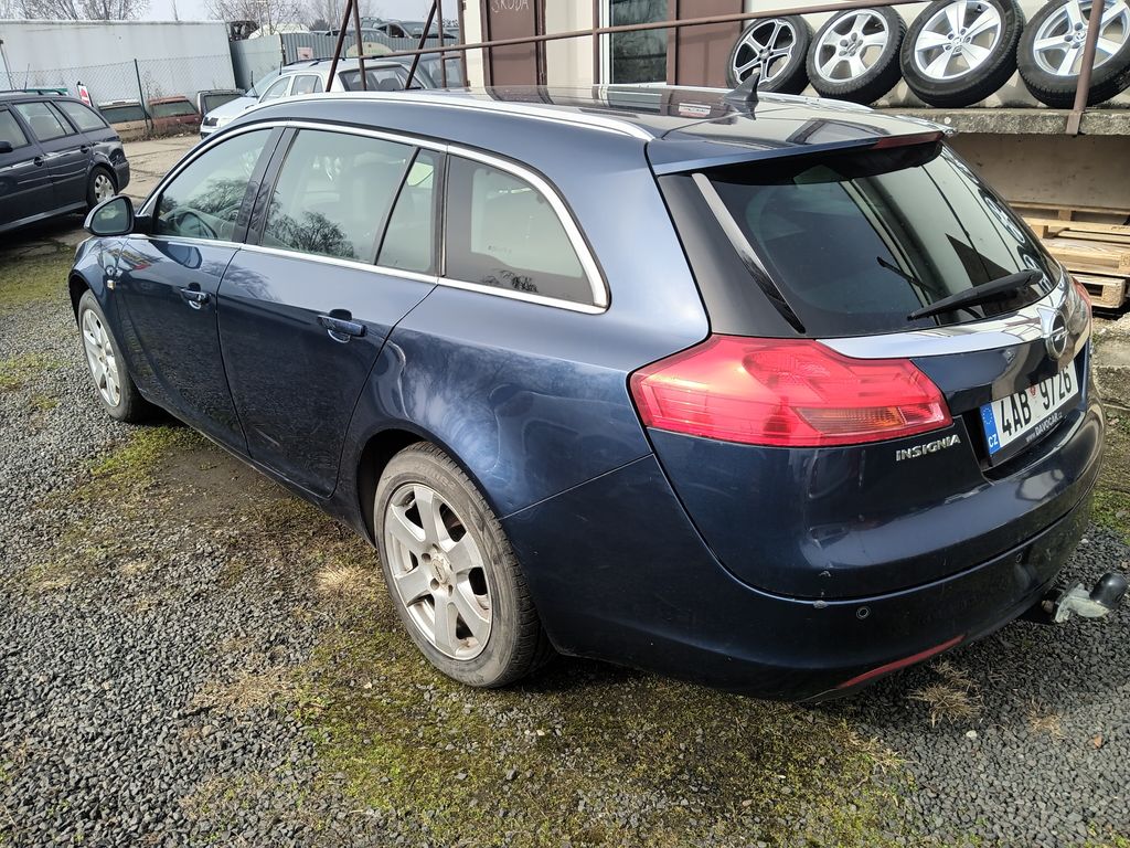 opel-insignia-2-0-cdti-st-edition - 2