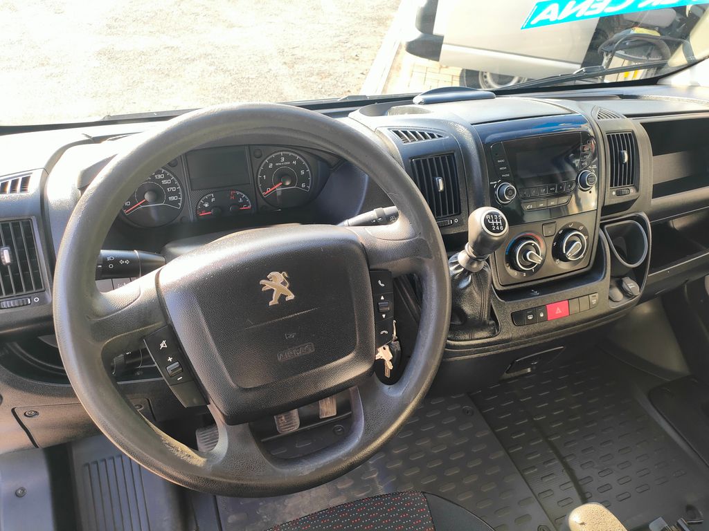 peugeot-boxer-3-0hdi-130kw - 8