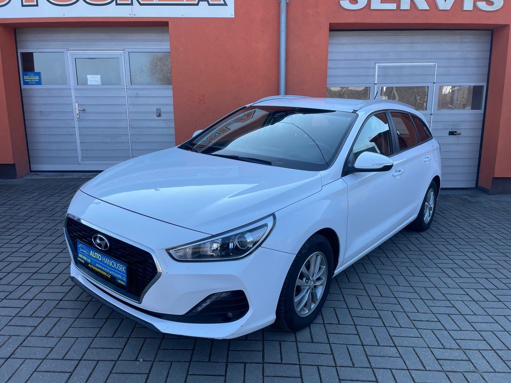 Hyundai i30 1.6 CRDi 85KW 2xkola