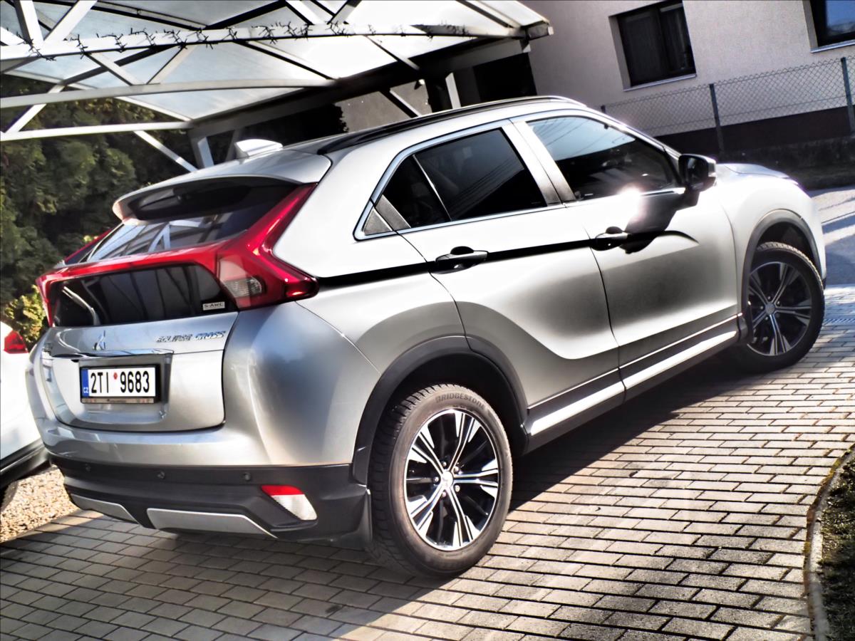 mitsubishi-eclipse-cross-1-5-4x4-automat-51000km - 3