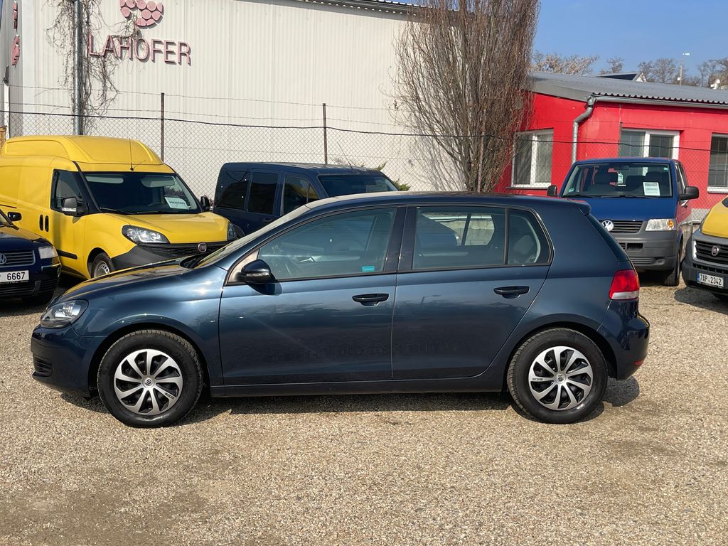 volkswagen-golf-1-2-tsi-63-kw-trendline - 1