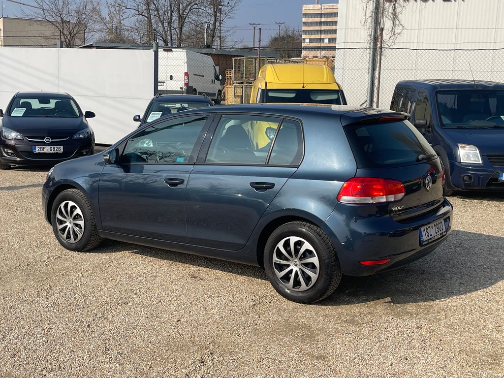 volkswagen-golf-1-2-tsi-63-kw-trendline - 2