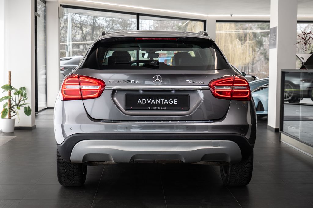 mercedes-benz-gla-d-4matic-vyhrivana-sedadla-par - 2