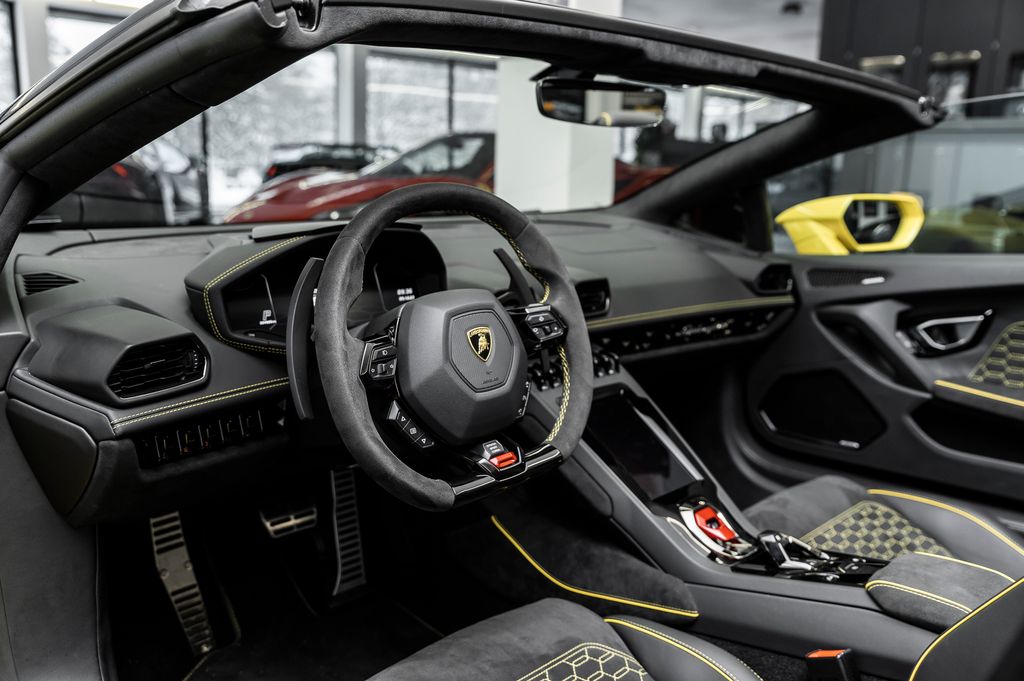 lamborghini-huracan-evo-spyder - 4