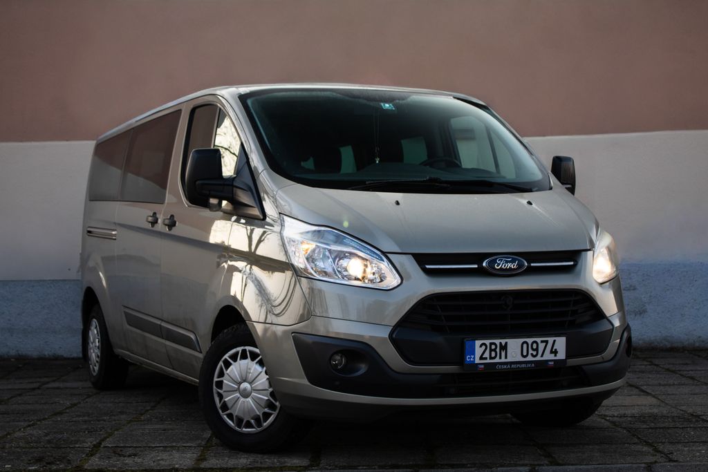 ford-transit-custom - 2
