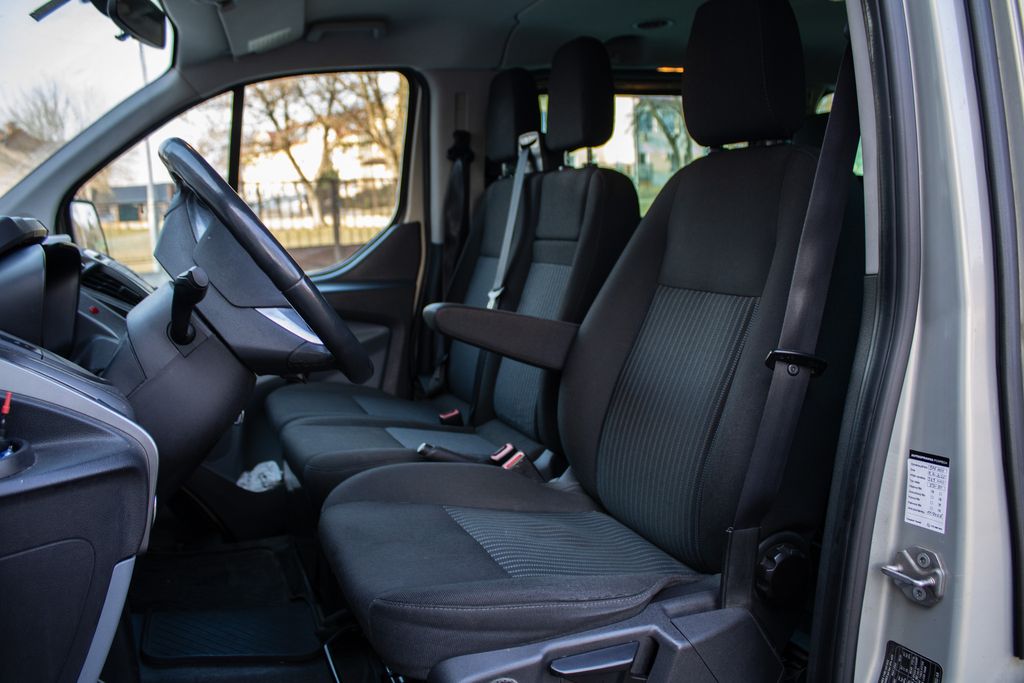 ford-transit-custom - 8