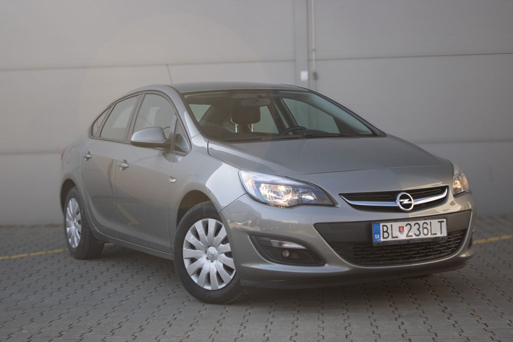 opel-astra-opel-astra-servisni-knizka - 2