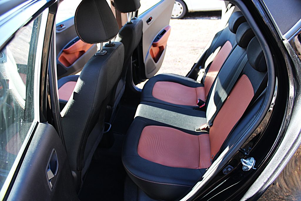 hyundai-i10-1-0i-72530-km - 9