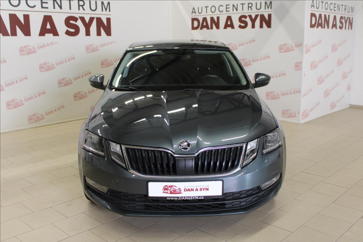 skoda-octavia-1-6-tdi-led-cz-puvod - 1