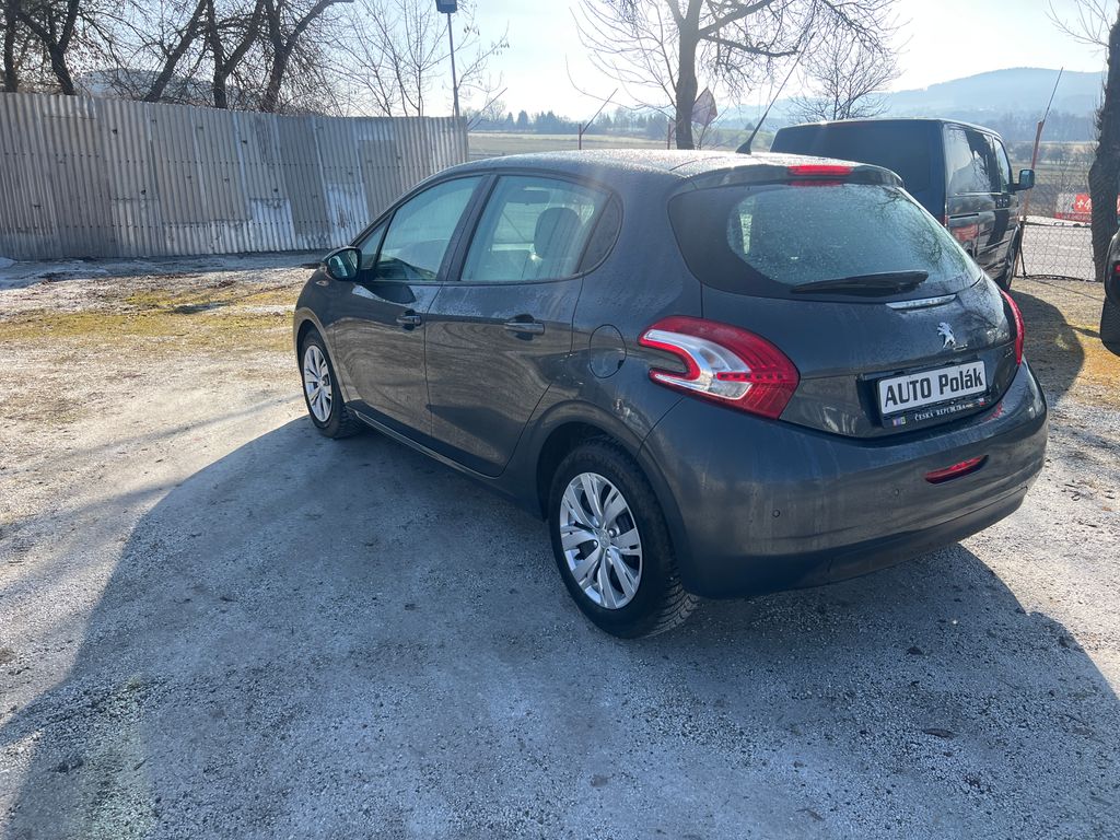 peugeot-208-1-2vti - 9