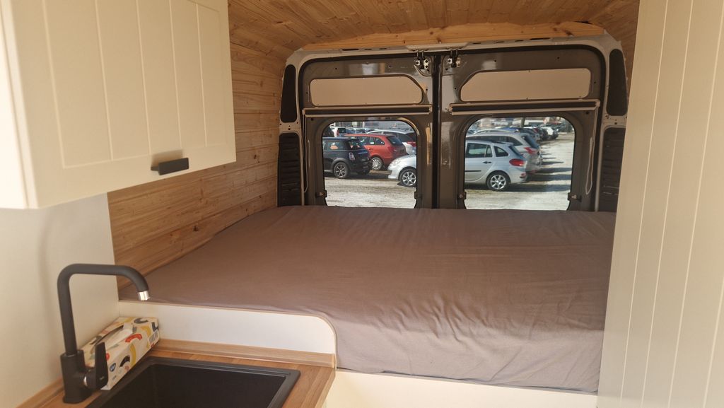 citroen-jumper-2-2-hdi-obytne-vestavba - 7