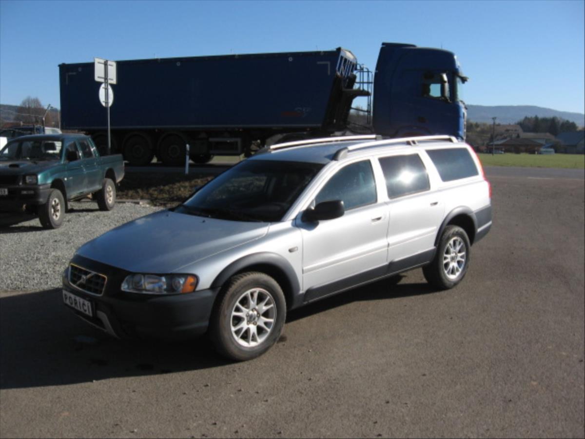 volvo-xc70-2-4-d5 - 1