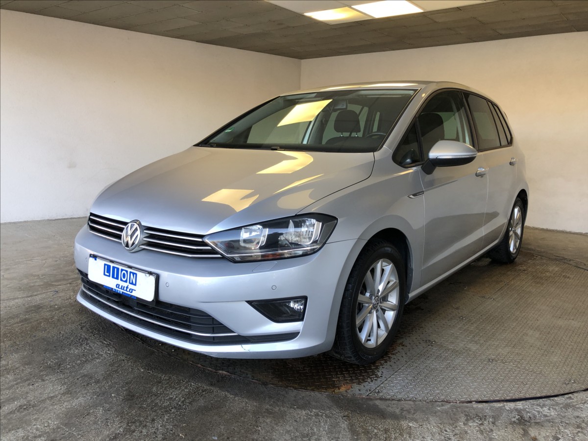 volkswagen-golf-sportsvan-2-0-tdi - 2