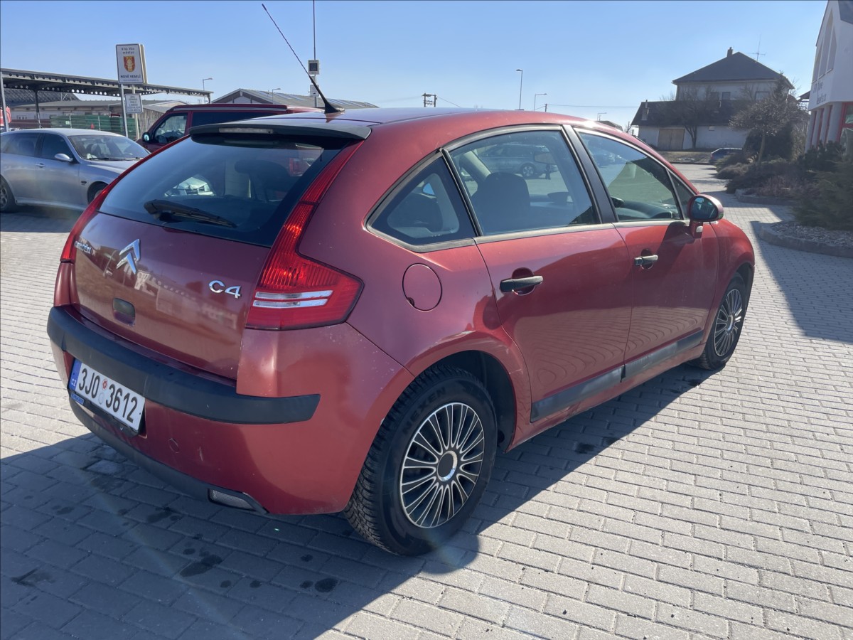 citroen-c4-1-6-hdi-80kw-klima-dobry-stav - 3