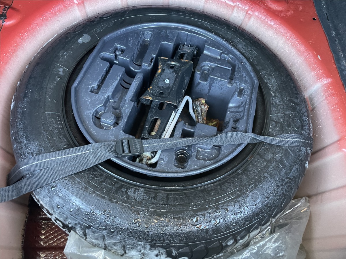 citroen-c4-1-6-hdi-80kw-klima-dobry-stav - 9